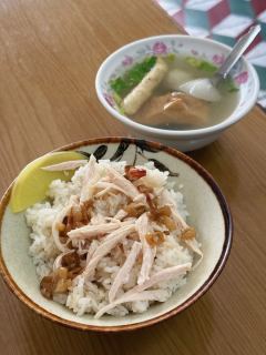 眼鏡火雞肉飯照片