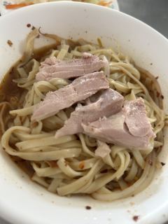 火雞肉飯酸辣乾拌麵（公休請看最新動態）照片